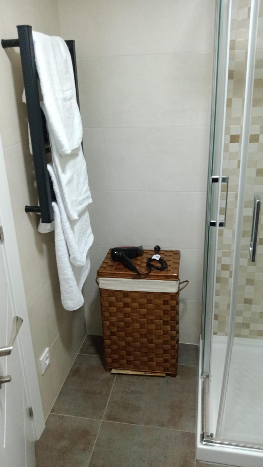 Albergue -Wifi- O Apartamento -No Wifi- Camino Santiago Porrino - En Pleno Centro - City Centre Eksteriør billede